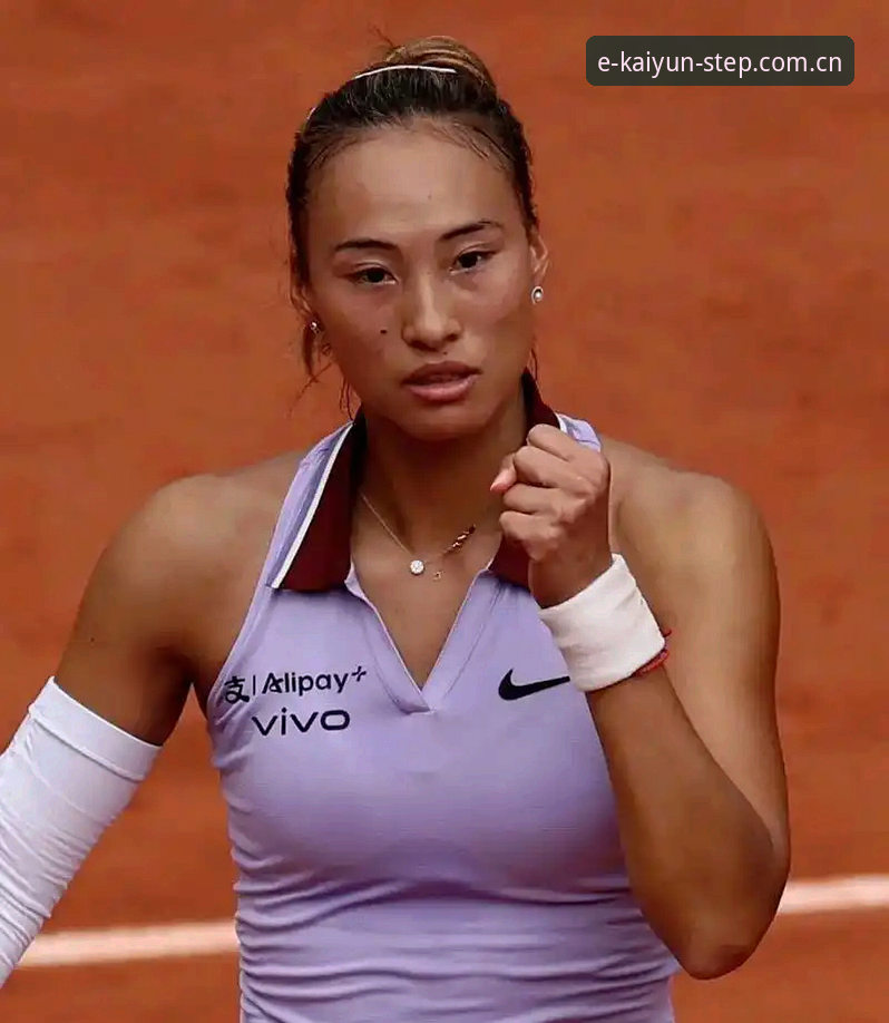 WTA500巴特洪堡站郑钦文逆转晋级的背后，外卡、排名与状态回暖的三重信号